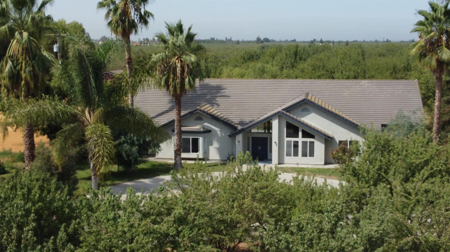 5237-5249 Tully Road Modesto, CA 95356 - Photo 4 of 45 Gallery Image 4