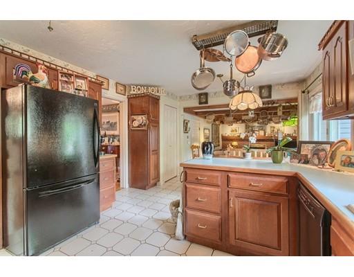 5 North Meadow Road Leominster, MA 01453 - Photo 8 of 21