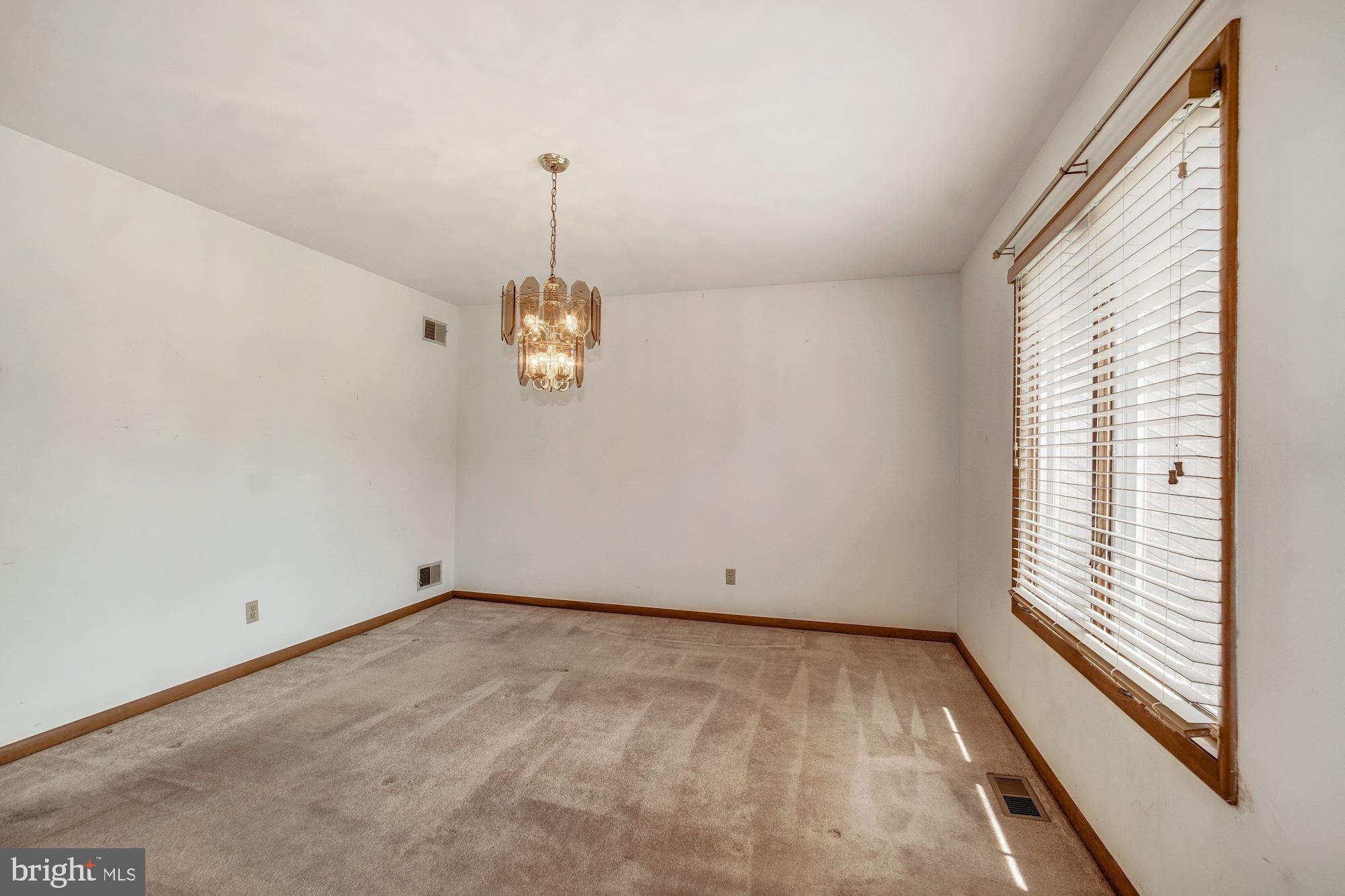 21 Ringfield Road Chadds Ford, PA 19317 - Photo 14 of 35 Dining Room