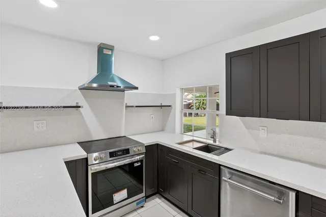 $849,000 | 15591 Southwest 45th Terrace, Miami, FL 33185