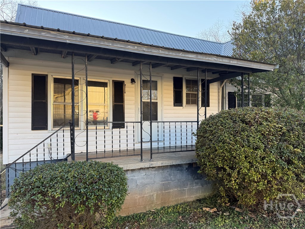 219 Elm Street Jefferson, GA 30549 - Photo 2 of 12 side porch