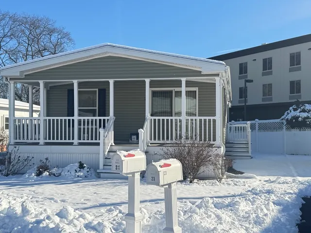 $319,900 | 160 Washington Street, Unit 22, Plainville, MA 02762