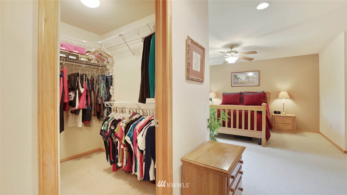 5719 Northeast 1st Place Renton, WA 98059 - Photo 15 of 27 Gallery Image 15