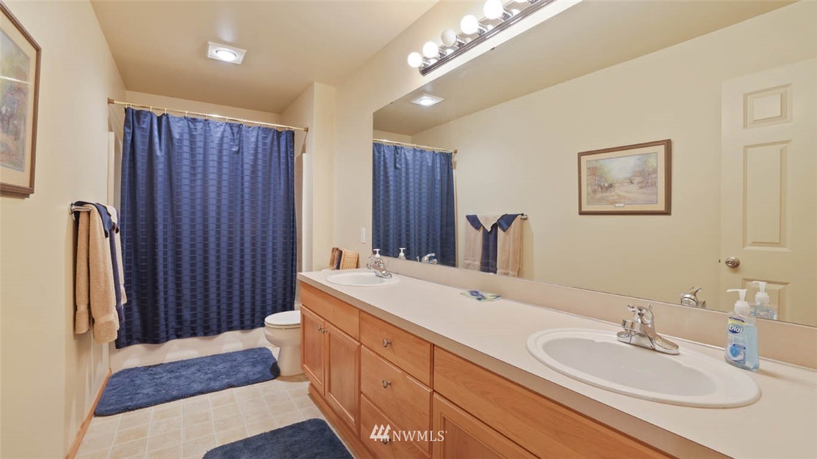 5719 Northeast 1st Place Renton, WA 98059 - Photo 21 of 27 Gallery Image 21