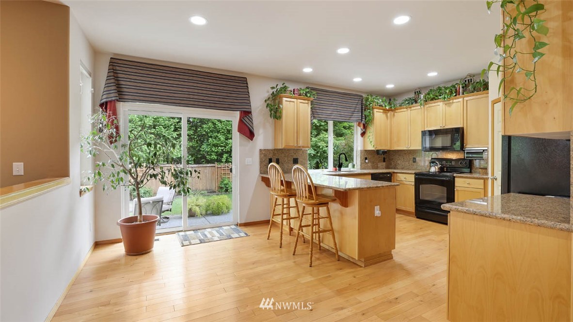 5719 Northeast 1st Place Renton, WA 98059 - Photo 7 of 27 Gallery Image 7