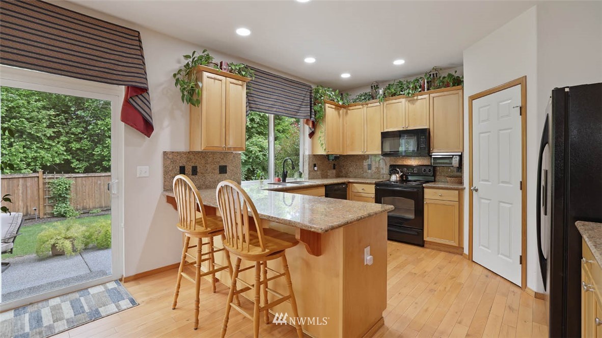 5719 Northeast 1st Place Renton, WA 98059 - Photo 8 of 27 Gallery Image 8