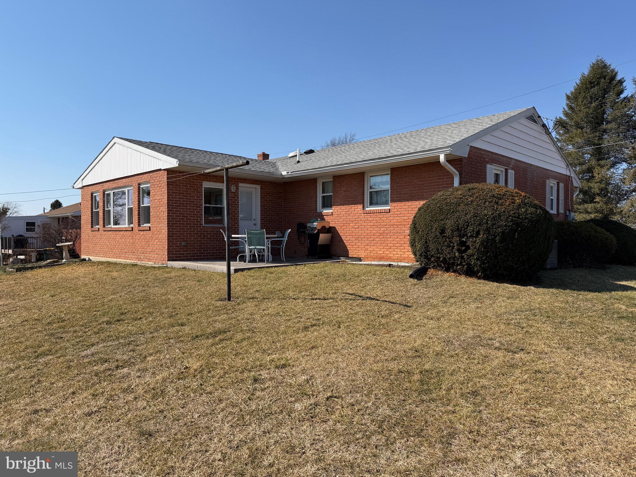 413 Ridge Avenue Waynesboro, PA 17268 - Photo 6 of 41 Gallery Image 6
