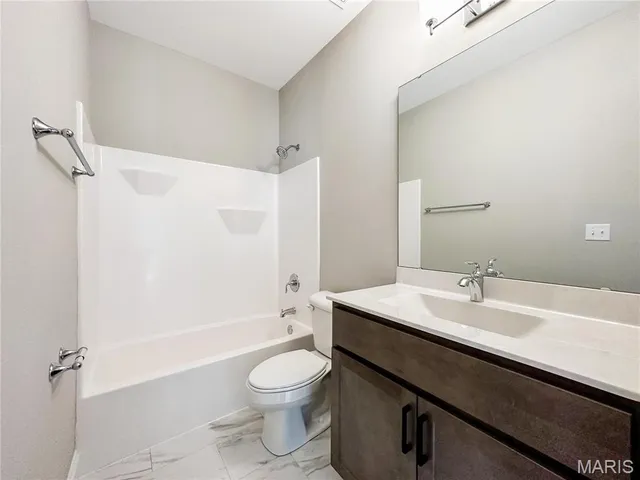 $441,500 | 1 Huntington Ii @ Stone Canyon, Foristell, MO 63348