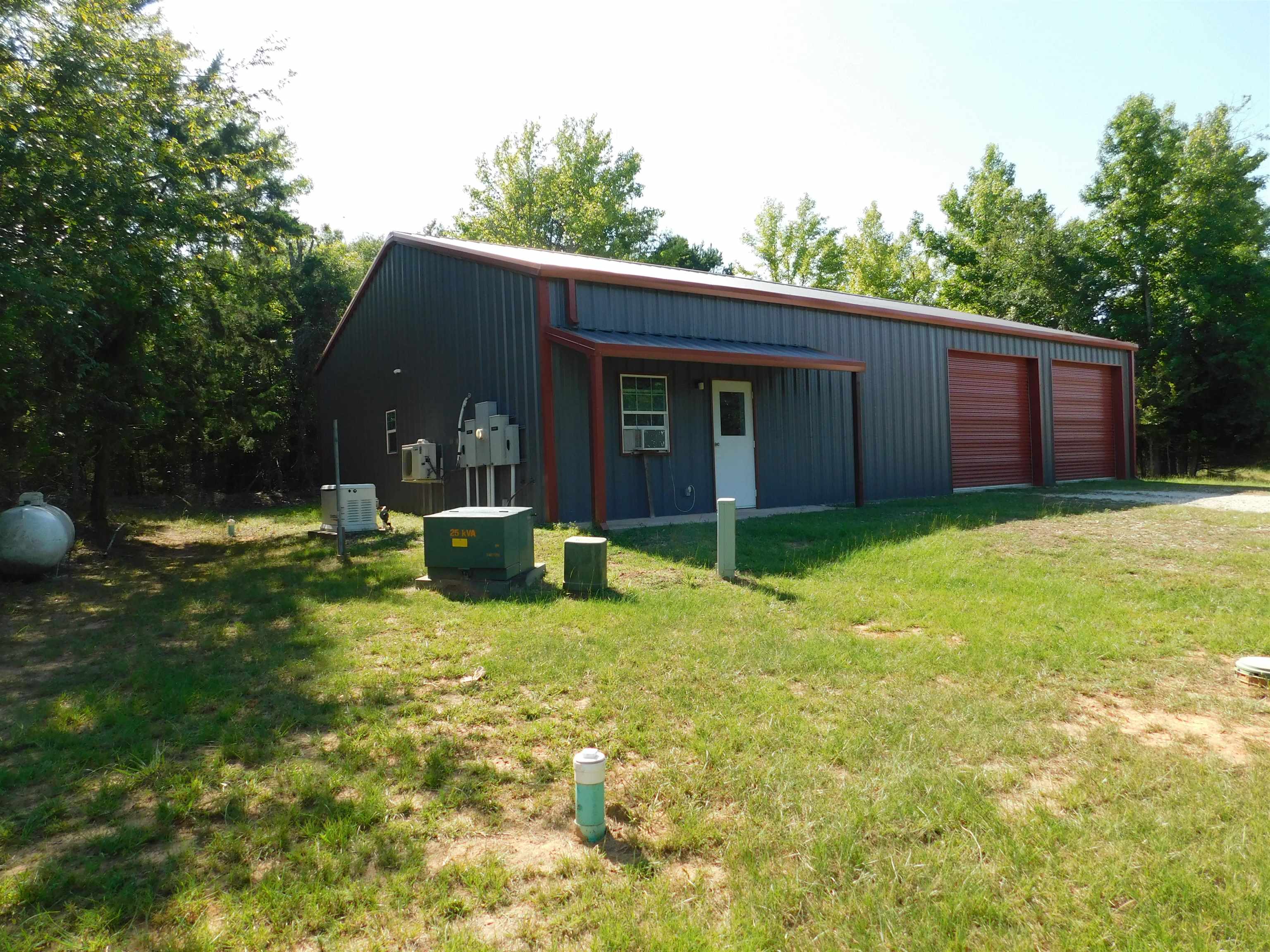 3030 Rabbit Road Gilmer, TX 75644 - Photo 9 of 31 Gallery Image 9