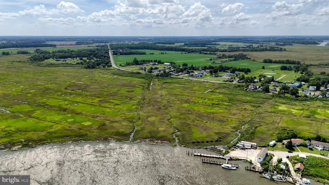 a view of an ocean and a mountain view
