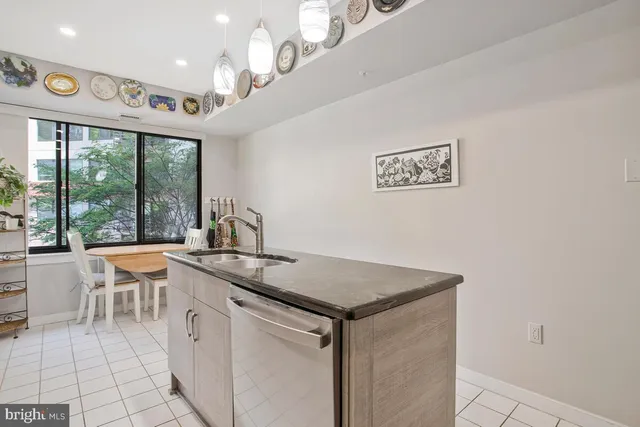 $485,000 | 10001 Windstream Drive, Unit 201, Columbia, MD 21044