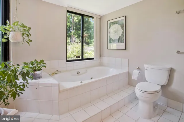 $485,000 | 10001 Windstream Drive, Unit 201, Columbia, MD 21044