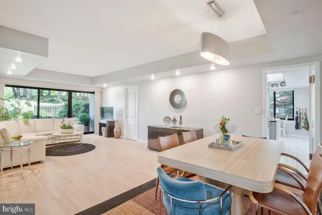 $485,000 | 10001 Windstream Drive, Unit 201, Columbia, MD 21044