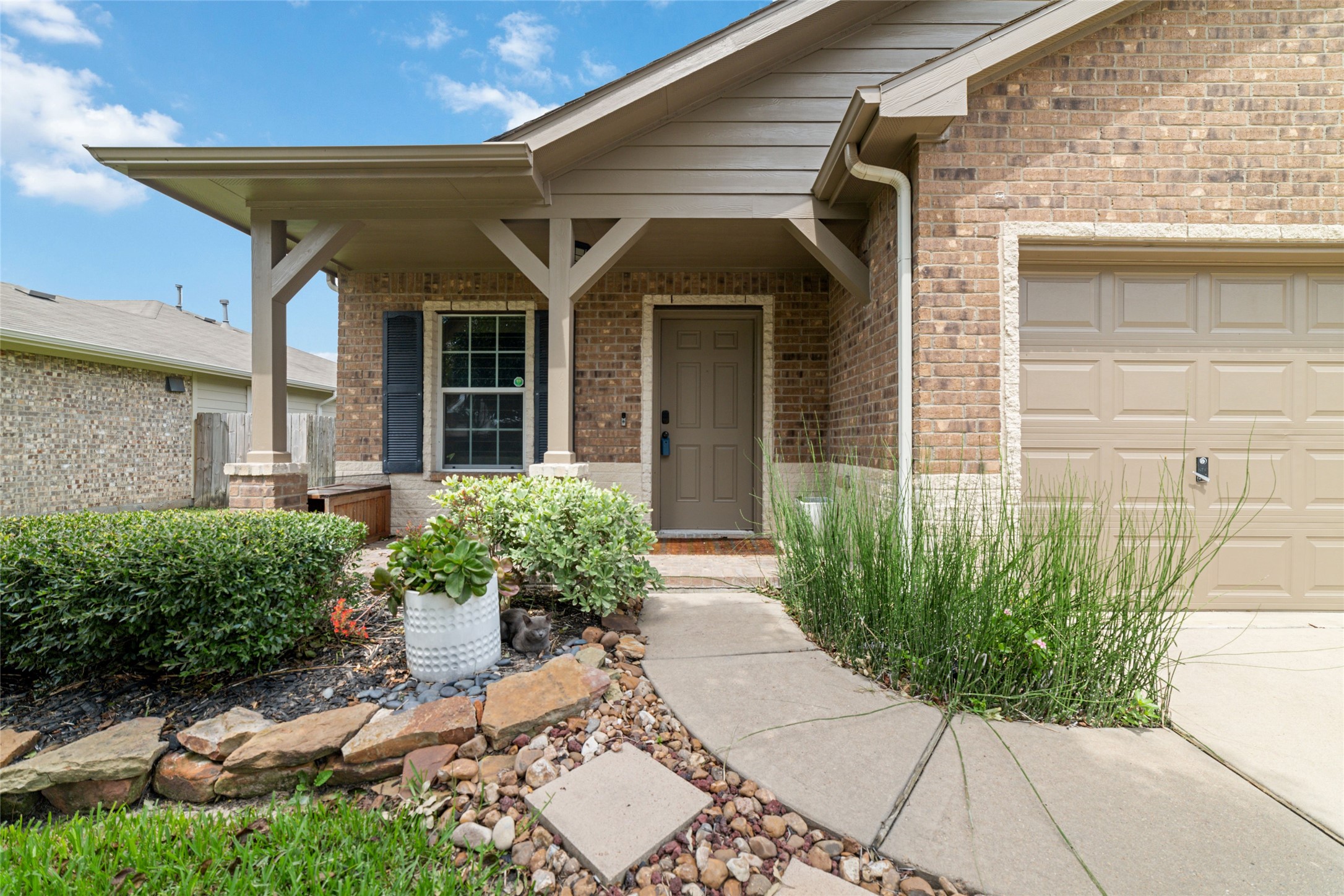 5115 Whitebridge Lane Katy, TX 77449 - Photo 2 of 25