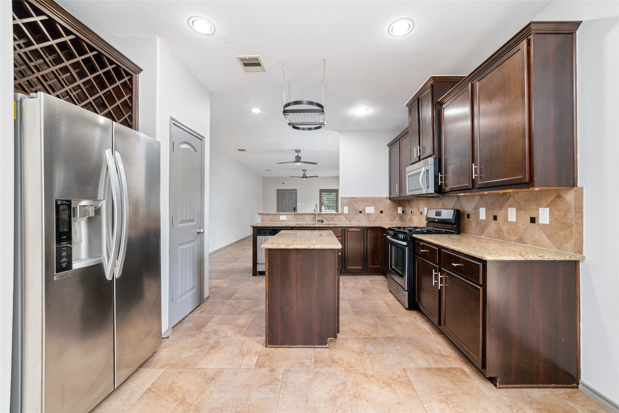 5115 Whitebridge Lane Katy, TX 77449 - Photo 10 of 25