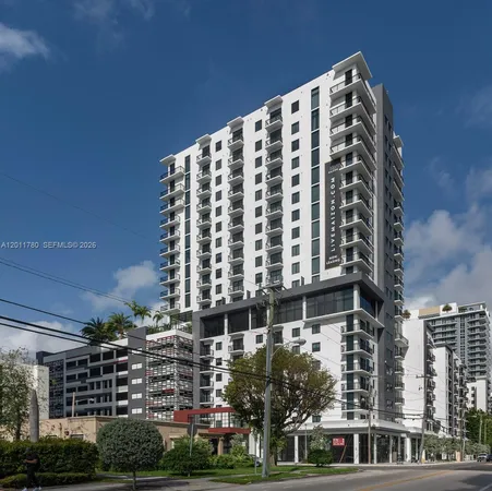 $3,508 | 221 Southwest 12th Street, Unit 1124, Miami, FL 33130