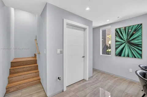 $1,295,000 | 700 Northeast 14th Avenue, Unit 311, Fort Lauderdale, FL 33304