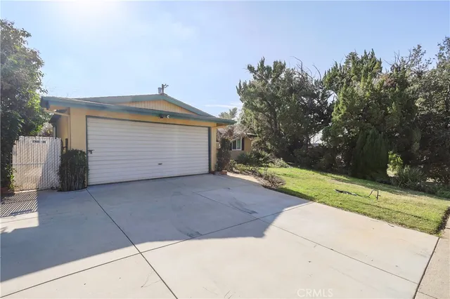 $733,900 | 12902 Chippewa Street, Sylmar, CA 91342