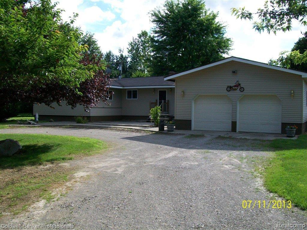 2218 Bowman Road Imlay City, MI 48444 - Photo 1 of 15 Bowman 2218 Frt.jpg