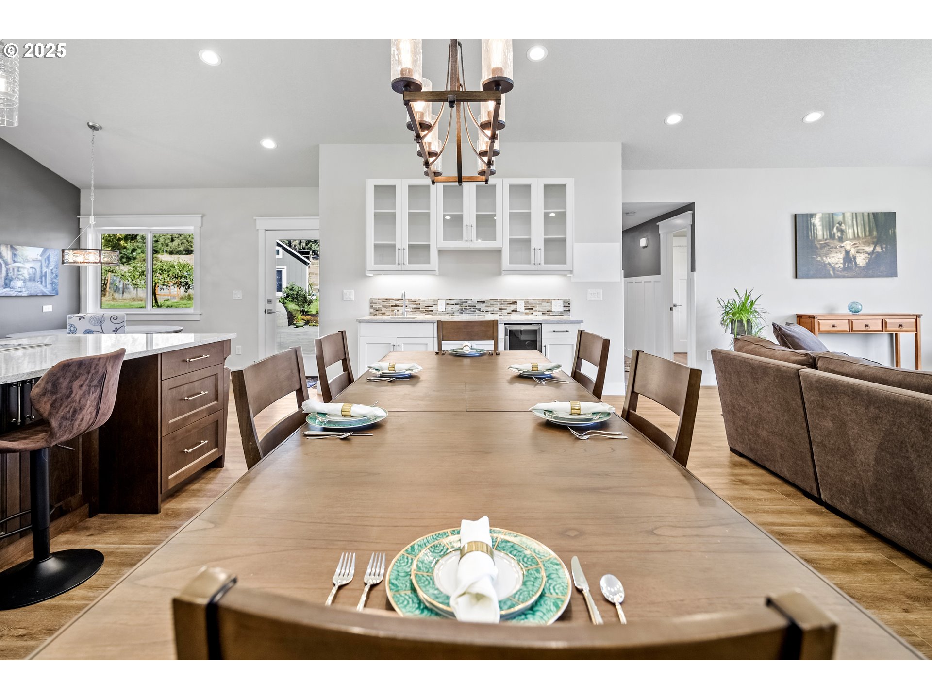 21185 Northwest Phillips Road Hillsboro, OR 97124 - Photo 11 of 47 Gallery Image 11