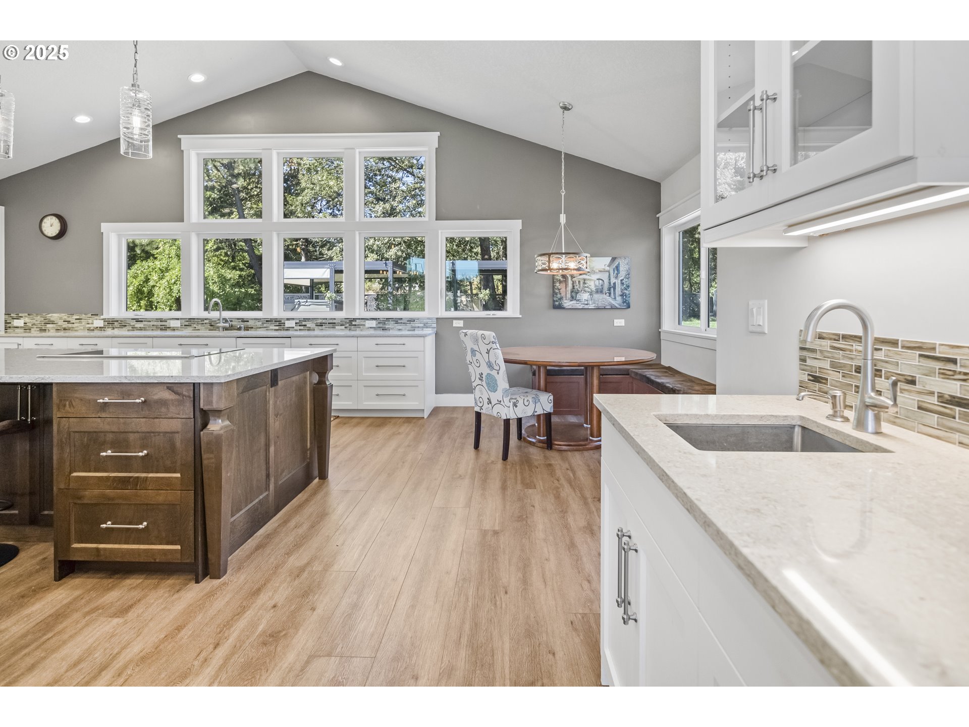 21185 Northwest Phillips Road Hillsboro, OR 97124 - Photo 13 of 47 Gallery Image 13