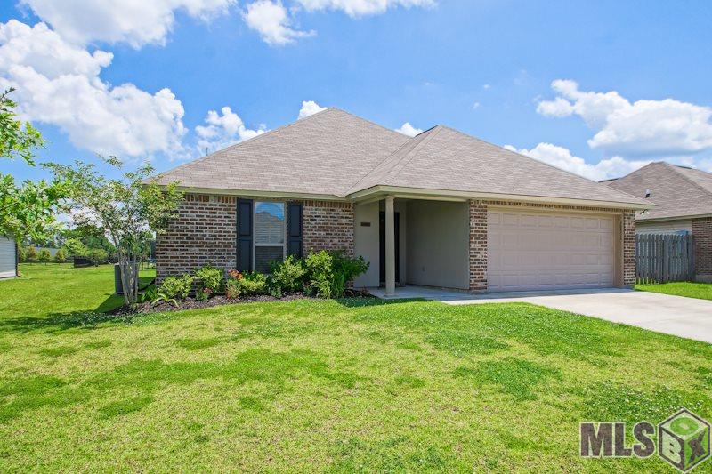 39513 Rue Royale Prairieville, LA 70769 - Photo 1 of 26 Gallery Image 1