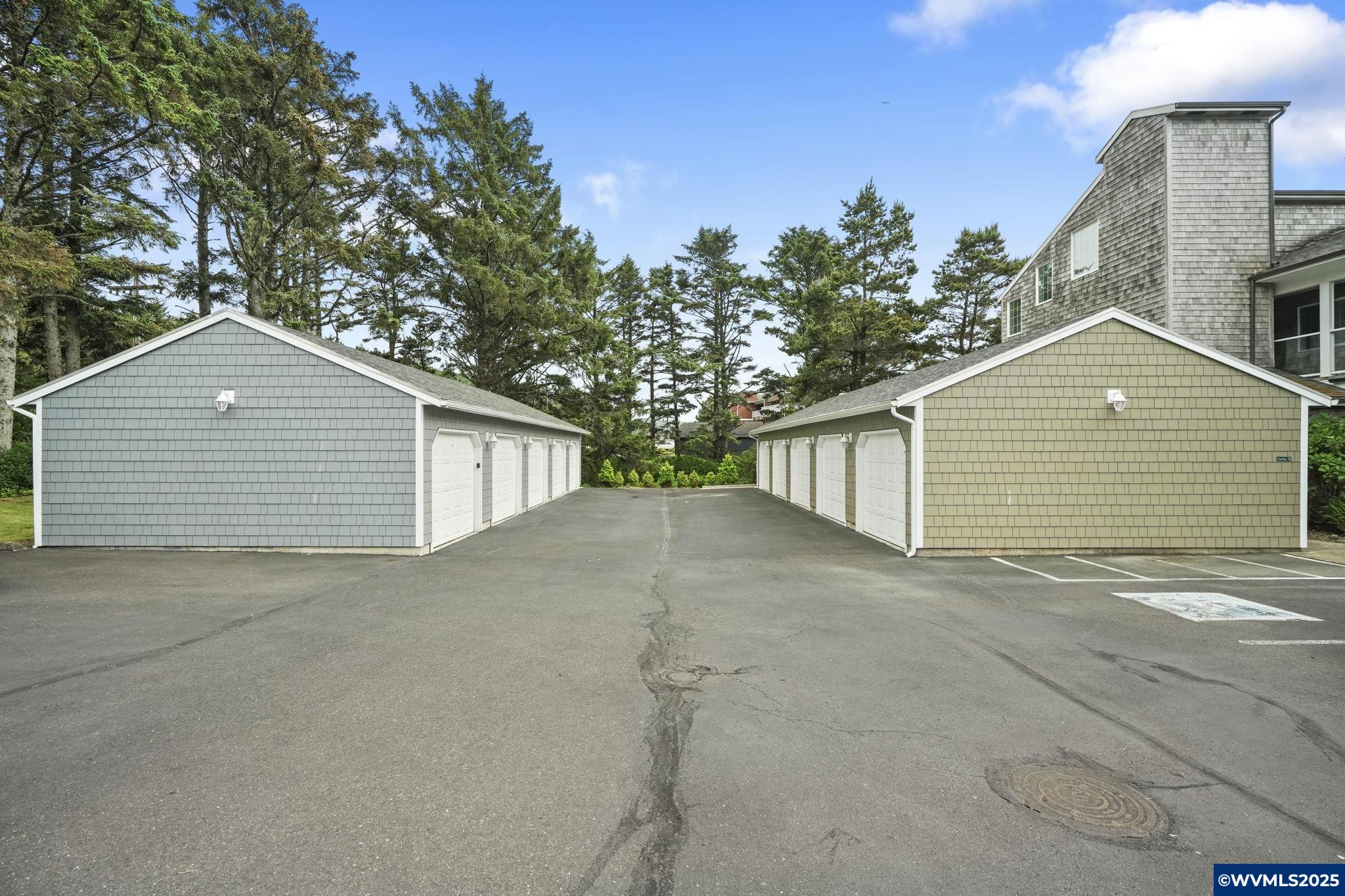 1113 Highway 101, Unit 1 Depoe Bay, OR 97341 - Photo 31 of 48
