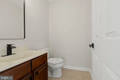 a house view with a outdoor space