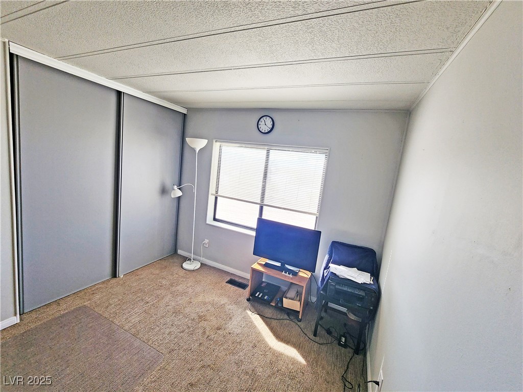 860 Gold Point Road Pahrump, NV 89060 - Photo 15 of 38 Gallery Image 15