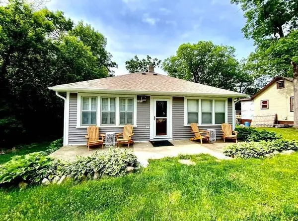 $1,350 | W3833 Cypress Drive, Geneva, WI 53147