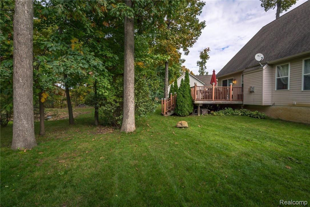 1361 Remsing Street Hartland, MI 48353 - Photo 23 of 33 592A6823.jpg