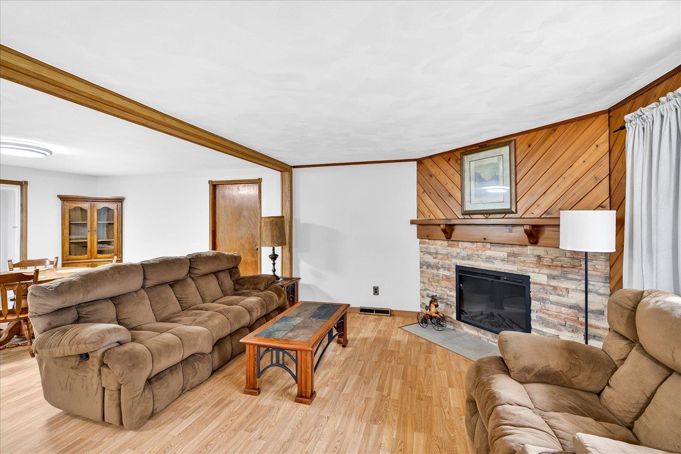 4338 South Schuman Road Orfordville, WI 53576 - Photo 11 of 63