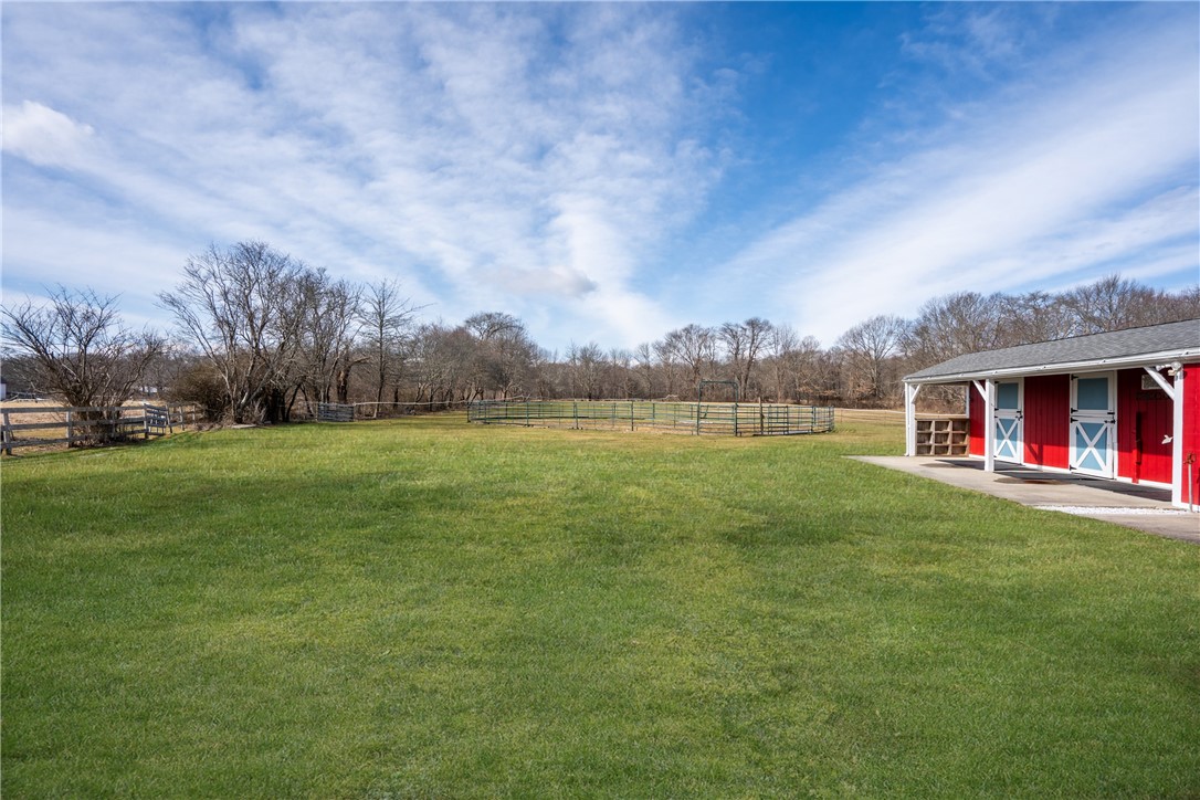 223 Wapping Road Portsmouth, RI 02871 - Photo 26 of 27