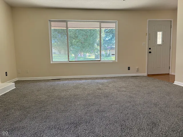 $1,150 | 8365 Paso Del Norte Court, Indianapolis, IN 46227