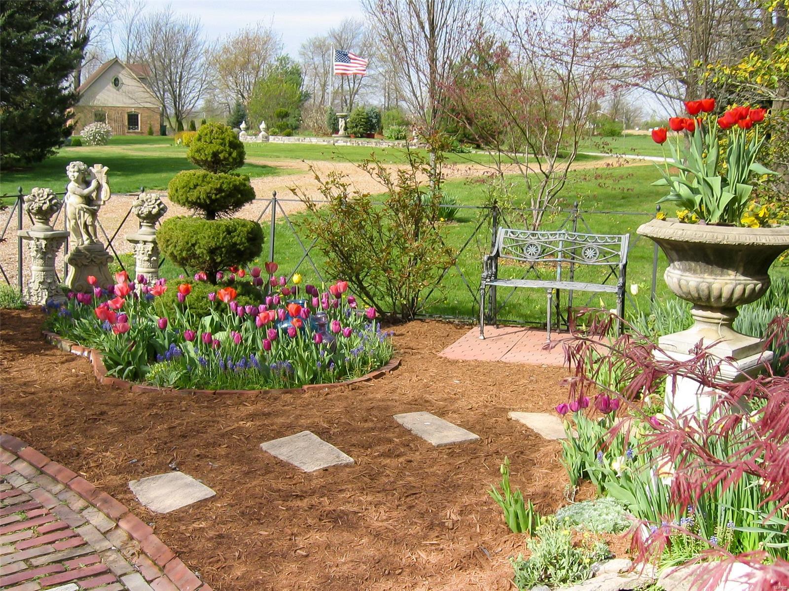 8922 Trolley Road Columbia, IL 62236 - Photo 4 of 73