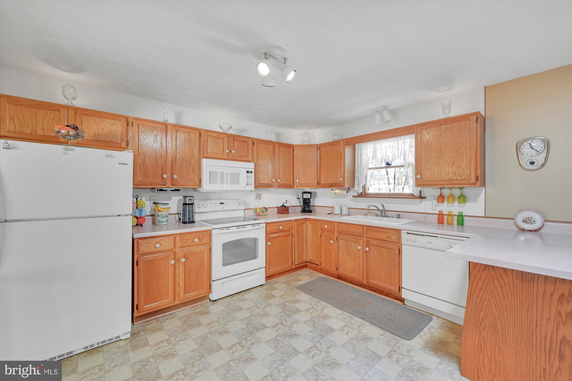 310 Maple Grove Road Hanover, PA 17331 - Photo 5 of 37
