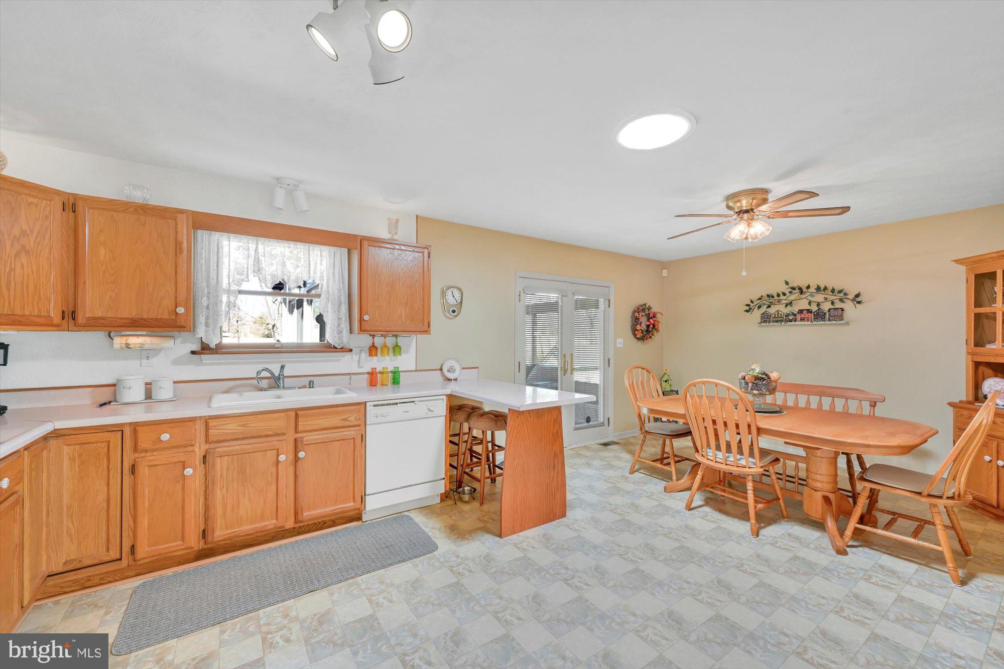 310 Maple Grove Road Hanover, PA 17331 - Photo 9 of 37