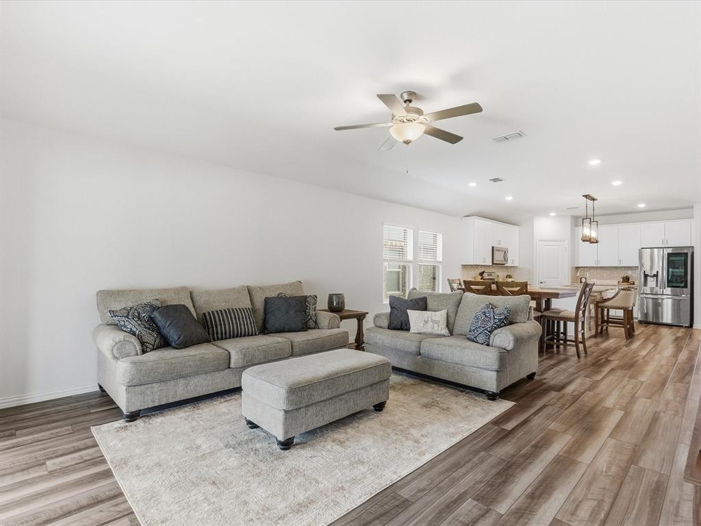 3616 Kingsgarden Road Denton, TX 76207 - Photo 13 of 28