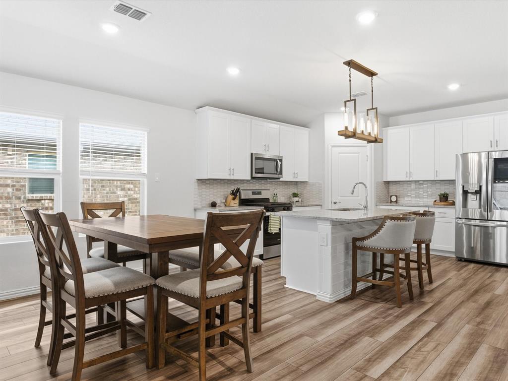 3616 Kingsgarden Road Denton, TX 76207 - Photo 10 of 28