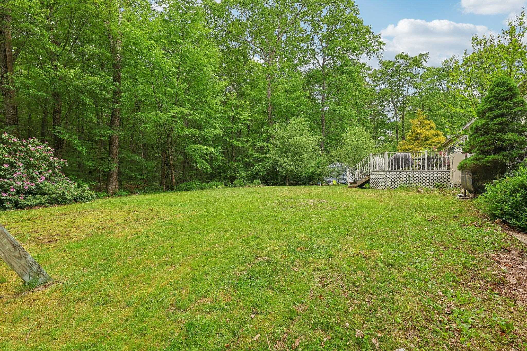 507 Chases Grove Road Derry, NH 03038 - Photo 28 of 37