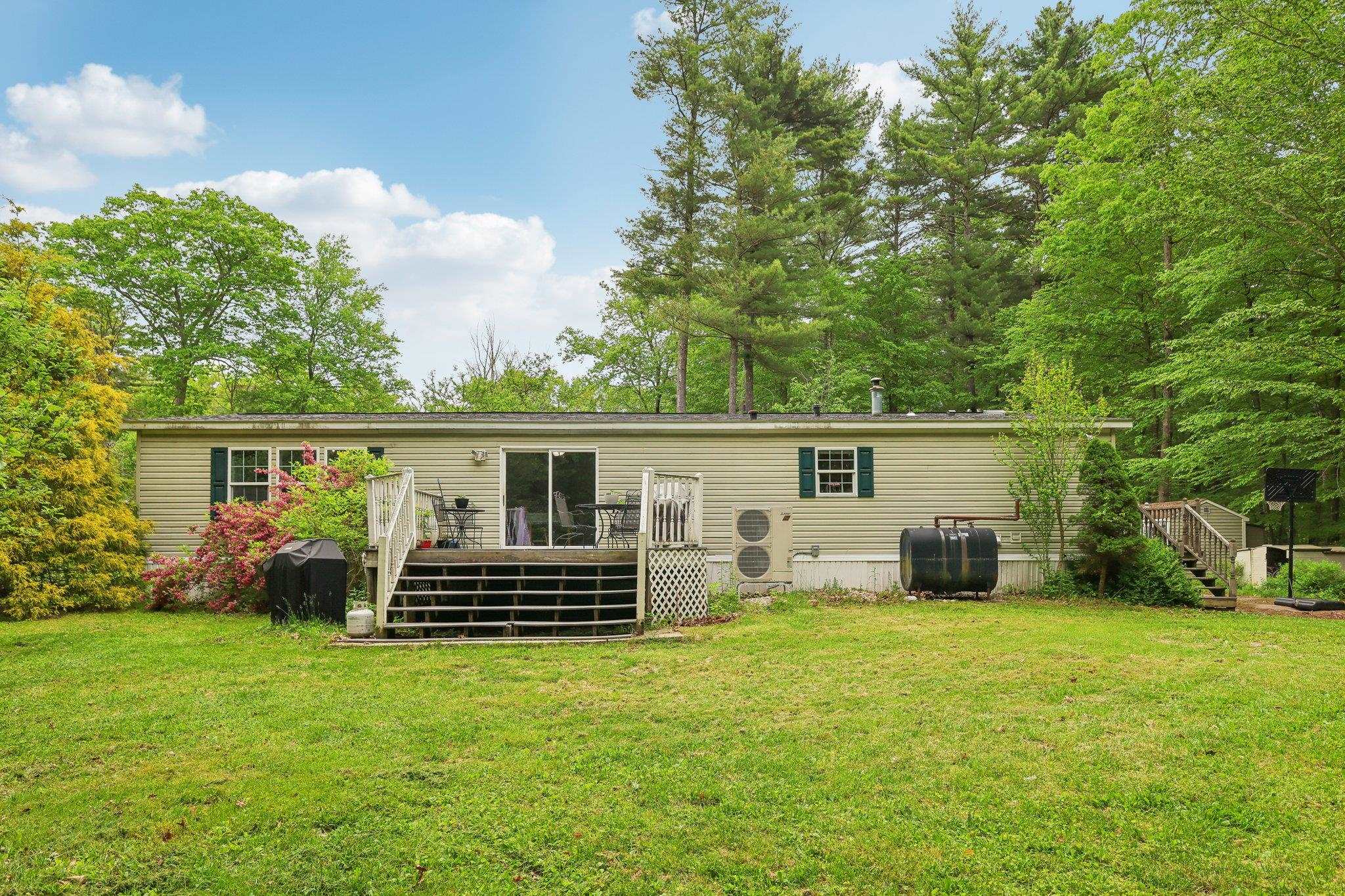 507 Chases Grove Road Derry, NH 03038 - Photo 30 of 37