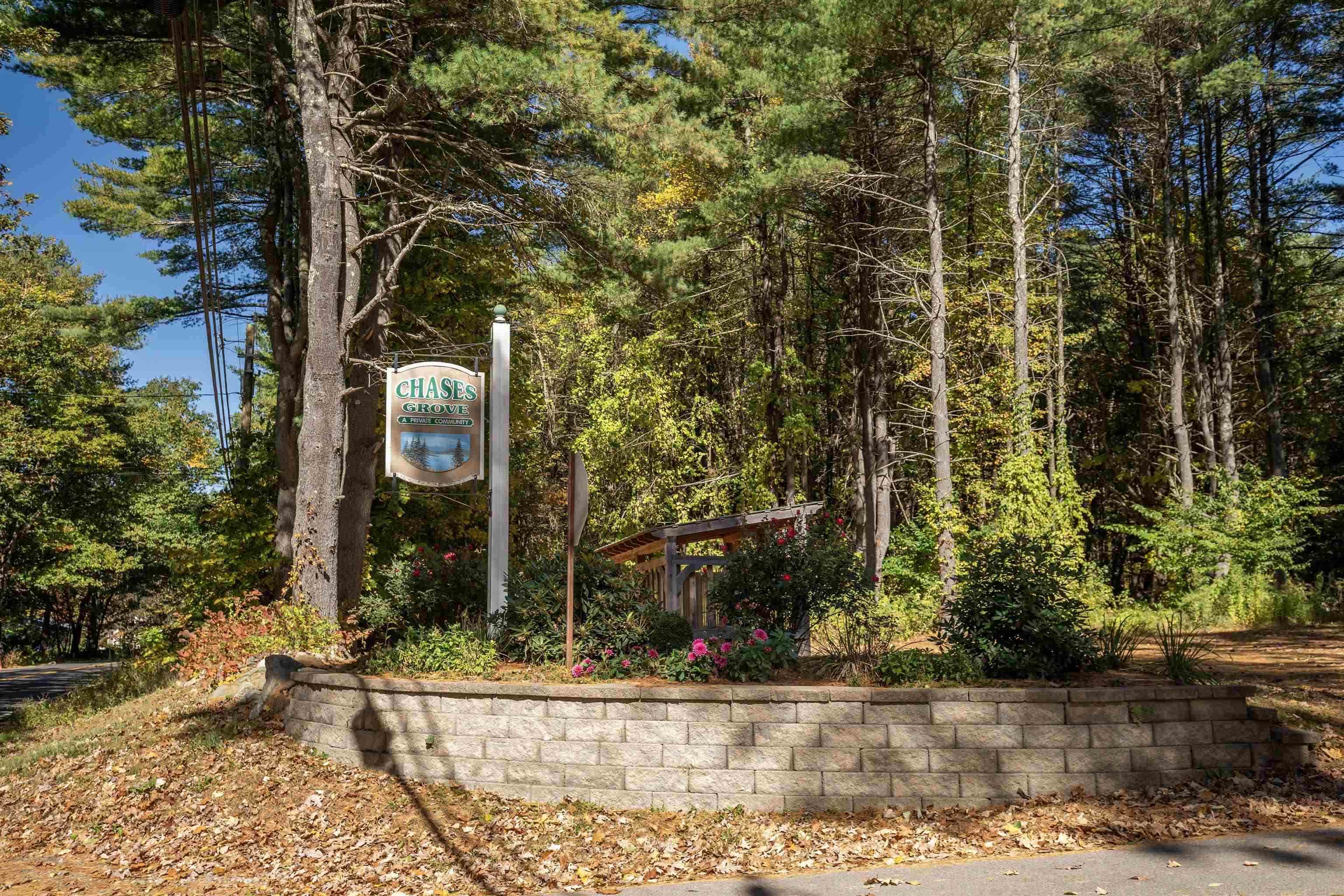 507 Chases Grove Road Derry, NH 03038 - Photo 33 of 37