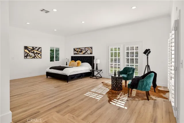 $1,795,000 | 11814 Hesby Street, Valley Village, CA 91607