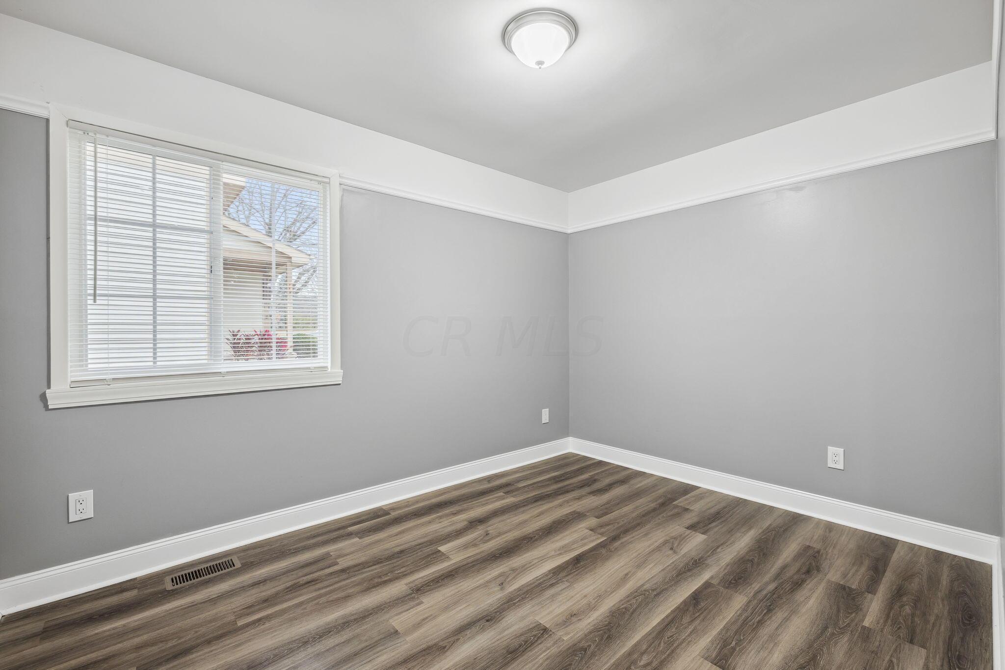 3912 Cliff Ridge Court Columbus, OH 43230 - Photo 13 of 35 2-web-or-mls-3912-cliff-ridge-ct