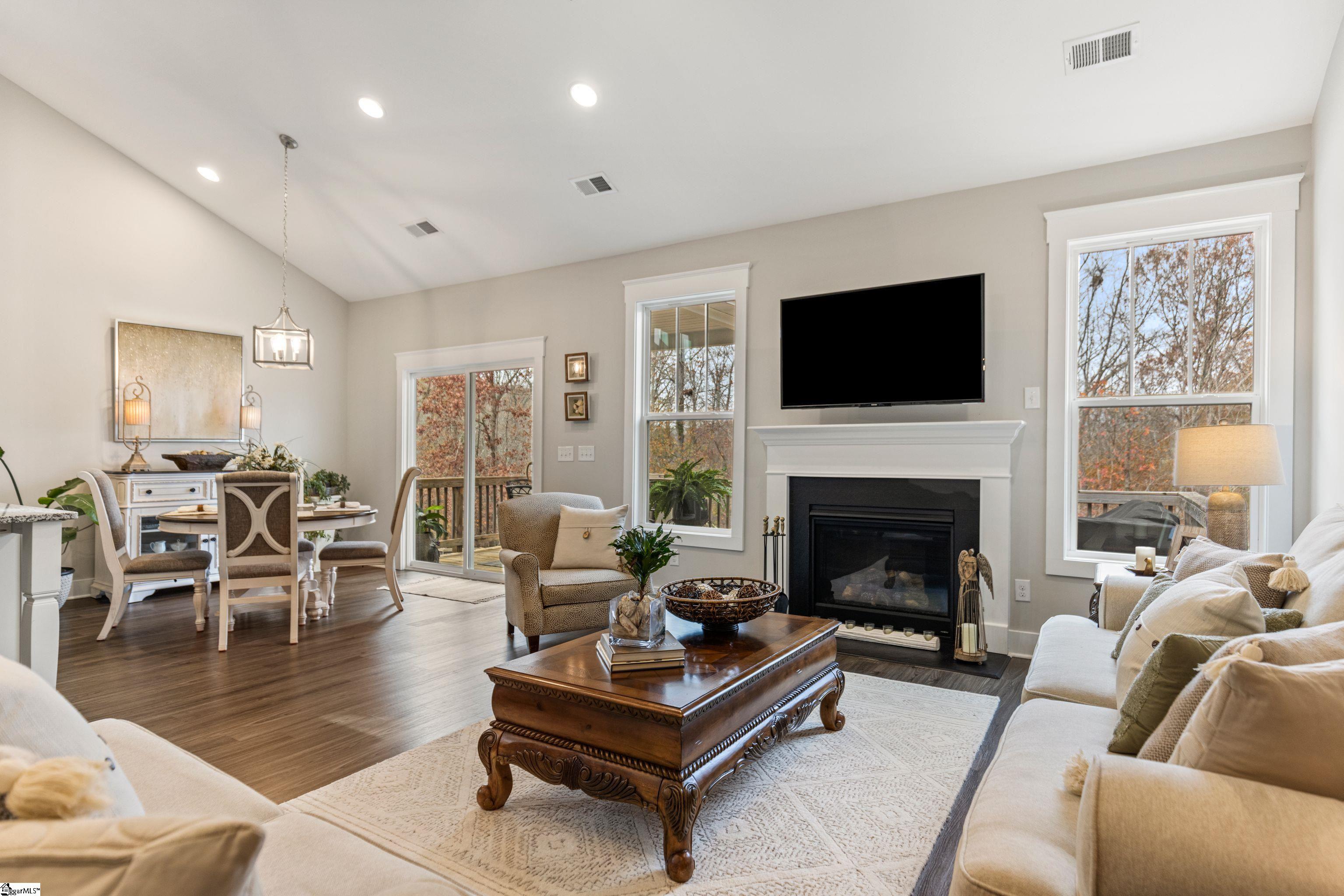 605 Longfellow Way Simpsonville, SC 29681 - Photo 20 of 47 Gallery Image 20