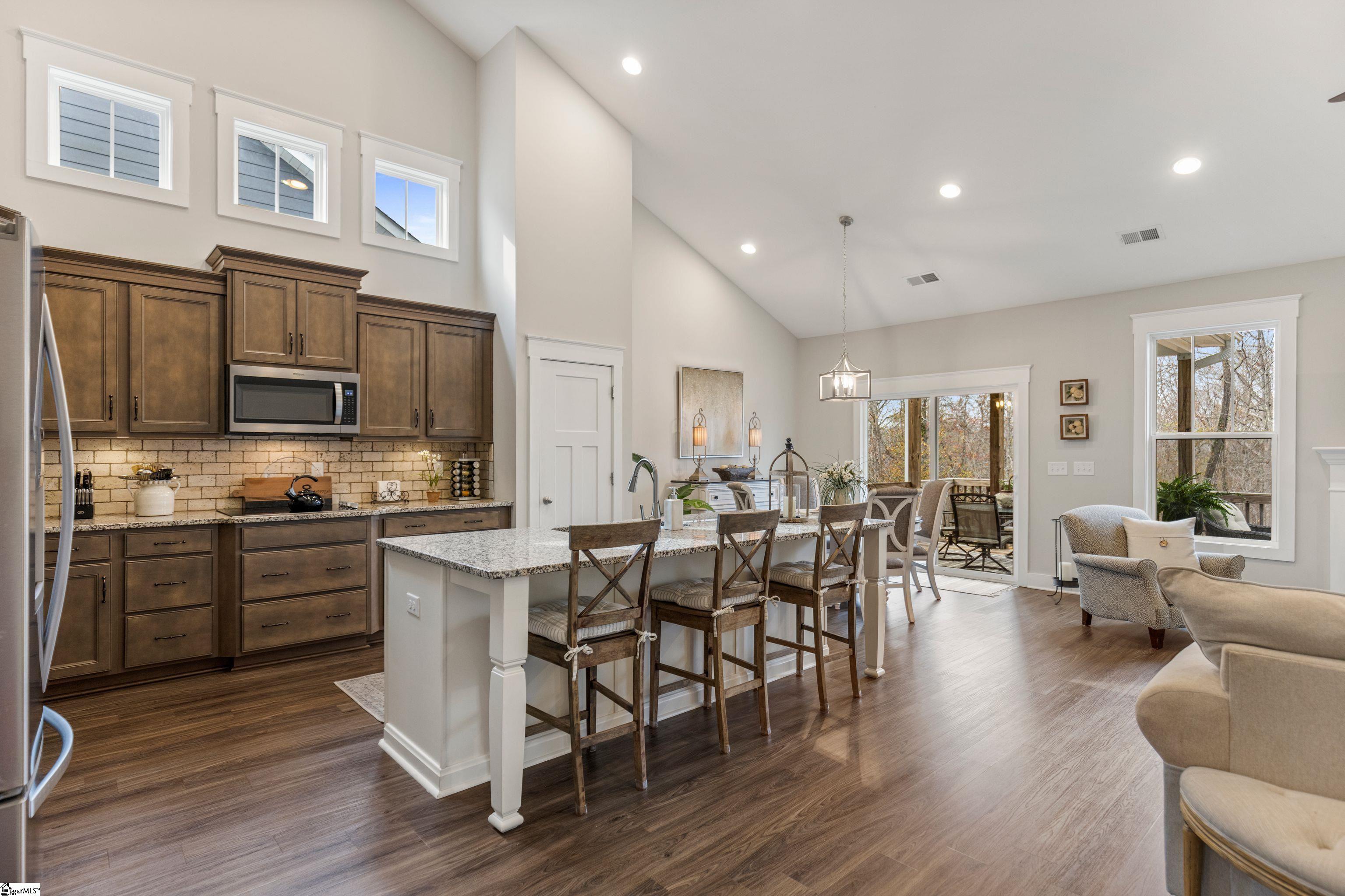 605 Longfellow Way Simpsonville, SC 29681 - Photo 2 of 47 Gallery Image 2