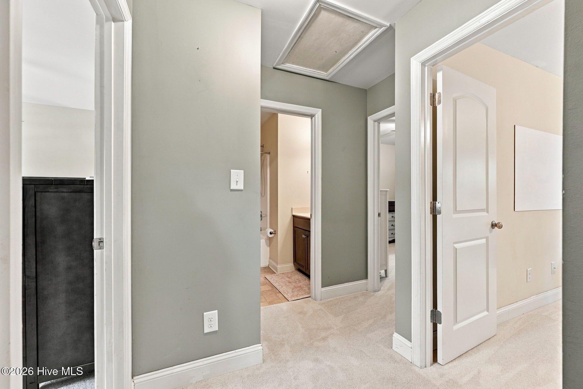 304 Raintree Circle Jacksonville, NC 28540 - Photo 26 of 46 36-web-or-mls-RAD_5861