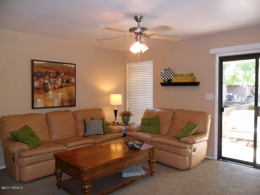 985 North Granite Reef Road, Unit 159 Scottsdale, AZ 85257 - Photo 11 of 37 Living Room