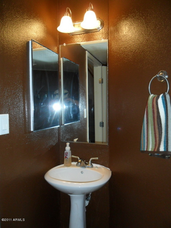 985 North Granite Reef Road, Unit 159 Scottsdale, AZ 85257 - Photo 2 of 37 Comfort Room