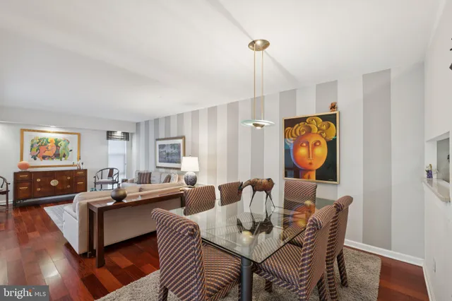 $719,900 | 130 Spruce Street, Unit 15B, Philadelphia, PA 19106